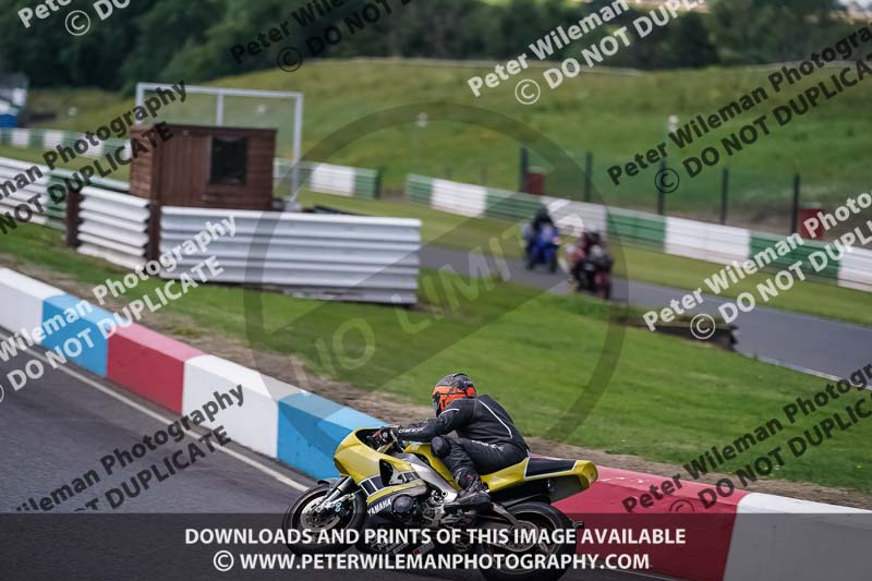 enduro digital images;event digital images;eventdigitalimages;mallory park;mallory park photographs;mallory park trackday;mallory park trackday photographs;no limits trackdays;peter wileman photography;racing digital images;trackday digital images;trackday photos